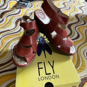 Fly London Mousse sandal size 37